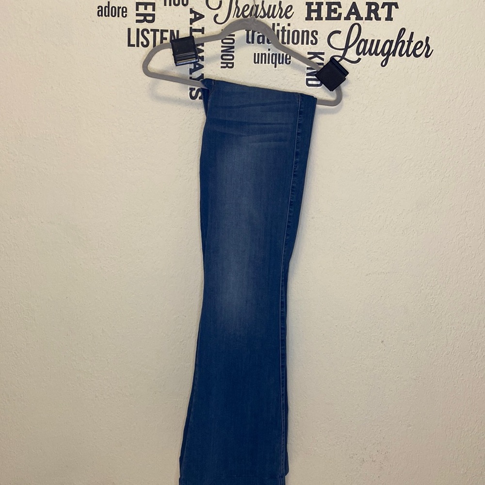 Fashion Nova Flare jeans size 13 Blue